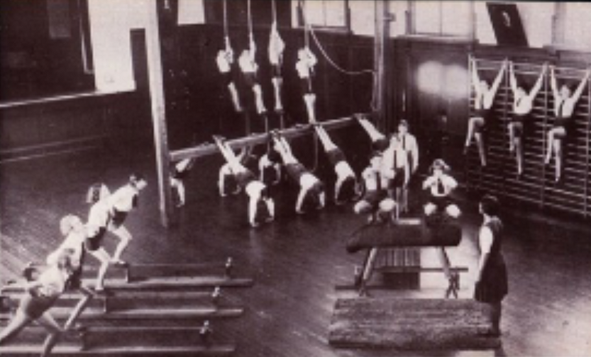 1938_eveline_gym_class