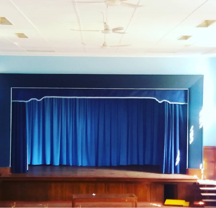 2017_beit_hall_new_curtains_stage