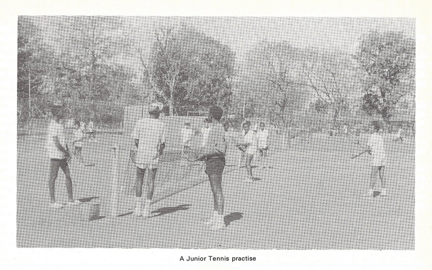 1990_tennis_practice